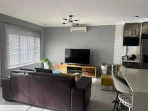 Vic's place - With backup power - Four Ways