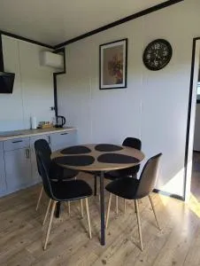 Ostoja Czersk Góra Kalwaria Zamek Królowej Bony Domki całoroczne - Sobienie Jeziory