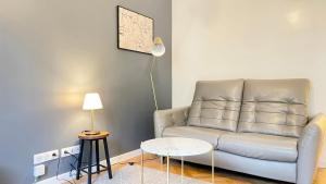 107 - Tour Eiffel Appartement luxe 15ème