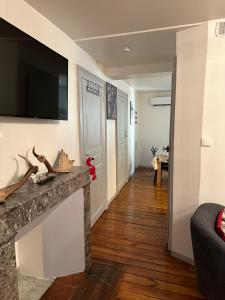 Appartements BEL APPARTEMENT LUCHON CENTRE WIFI - CLIMATISATION 6 COUCHAGES : photos des chambres