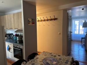 Appartements BEL APPARTEMENT LUCHON CENTRE WIFI - CLIMATISATION 6 COUCHAGES : photos des chambres
