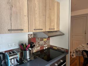 Appartements BEL APPARTEMENT LUCHON CENTRE WIFI - CLIMATISATION 6 COUCHAGES : photos des chambres