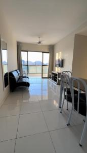 Apartamento para temporada na Praia do Morro ED BELLAGIO