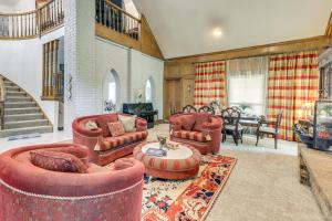 11 Mi to Dtwn Multi-Level Charmer in Fort Worth