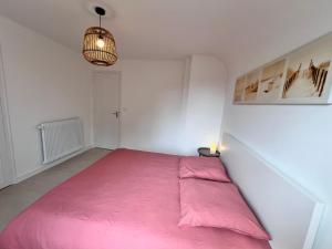 Sublime maison familiale refaite à neuf Quartier très calme verdoyant