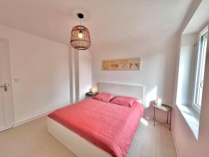 Maisons de vacances Sublime maison familiale refaite a neuf Quartier tres calme verdoyant : photos des chambres