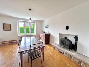 Maisons de vacances Sublime maison familiale refaite a neuf Quartier tres calme verdoyant : photos des chambres