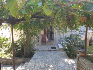 Mediterranean chill and grill with see view