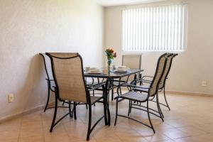 New Acapulco Retreat Garden Pool & Gym