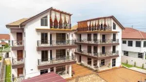 MAAT Luxury Homes - Ablekuma