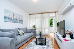 Apartments with WiFi Zadar - 22991