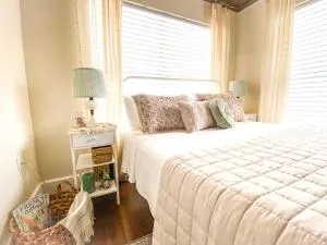 1BR 1BA in Historic Park Ave Home - ألتامونت سبرنغز