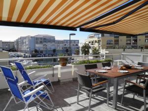 Apartment (6 Adults) room in Appartement Sète 2 pièces 6 personnes - FR-1-338-133