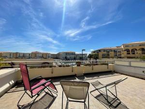 Appartement moderne, 2 pièces cabine, terrasse et véranda, proche plage, parking privé - FR-1-338-133