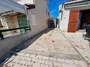Maison Climatisée avec Terrasse et Parking – 6 pers, Proche Plage - FR-1-326-829