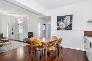 Fairbairn Beach House