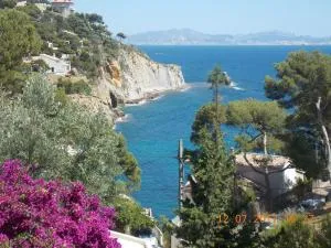 Gîte rénové Calanque La Vesse - 乐罗夫 Gîte rénové Calanque La Vesse - 乐罗夫