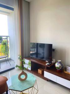 Quận 7 - Peace & Happiness House free Pool, Park