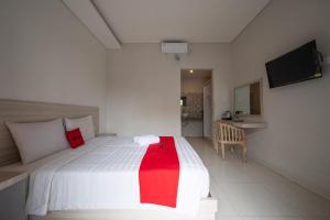 RedDoorz Plus at Yasas Living Denpasar