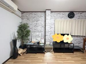 3stops to USJ 3toilets 3BR 6ppl Cozy family house OUYANG