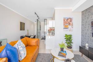 Modern Luxury Apartment, Ellipse