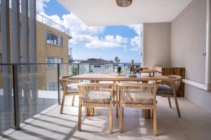 Modern Seaside Oasis in Kings Beach