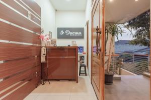 Urbanview Darmo Residence Bandung