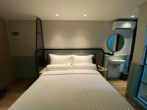 Luxeur Jakarta - Setiabudi