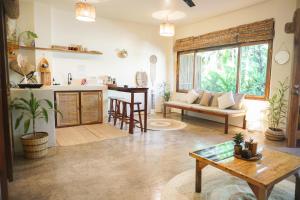 Greenhouse Siargao Roadside Boutique Apartments
