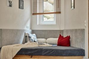 Mountain Living Ski-in & Ski out Silvretta Sommer Card Including