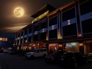 Chitwan Midtown Hotel