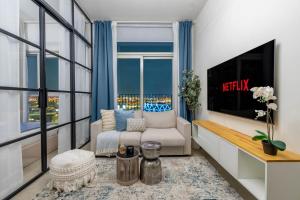 GuestReady - Pool View 1BR near Dubai Hills Mall