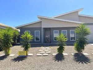 Bunker View - Weetulta