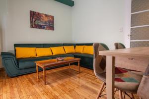 Athenian Thalia Apartment