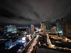 1BR Condotel with Balcony at FAME Residences #FM05