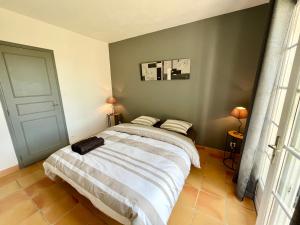 Villas Villa Louis - calme et spacieuse avec vue : photos des chambres