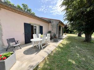 Villas Villa Louis - calme et spacieuse avec vue : photos des chambres