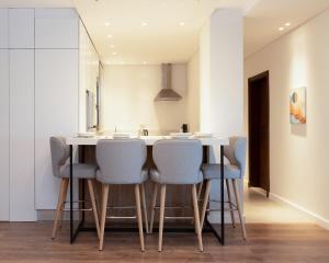 Maverick Sheikh Zayed Near The Hub