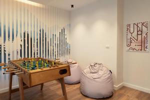 Maverick Sheikh Zayed Near The Hub