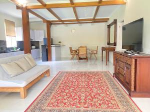 A beautiful and Spacious Rumah Manado 2 Bedrooms with Bathrooms Villa Marion Tomohon