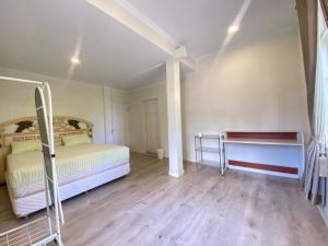 A beautiful and Spacious Rumah Manado 2 Bedrooms with Bathrooms Villa Marion Tomohon