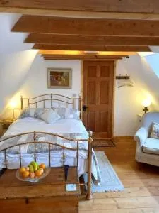 Rustic Retreat Guest Lodge - Ely