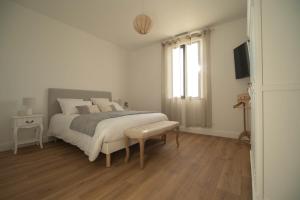 Maisons d'hotes Chateau de la Busquette - : photos des chambres