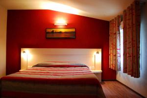 Hotels Le Logis De La Lys : photos des chambres