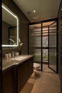 Căn hộ 2 phòng ngủ nhìn ra cảnh thành phố (Two-Bedroom Apartment with City View)