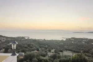 Κτήμα Καστέλι - Karavostásion