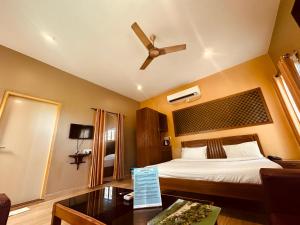 Lake N River Resort Munroe Island