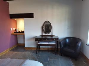 Thatchings Bed and Breakfast