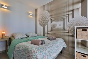 Appartement avec toit terrasse équipé au centre Saint Tropez vue mer