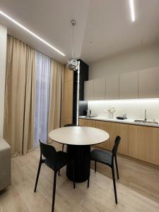 Nomad Stay Apartments